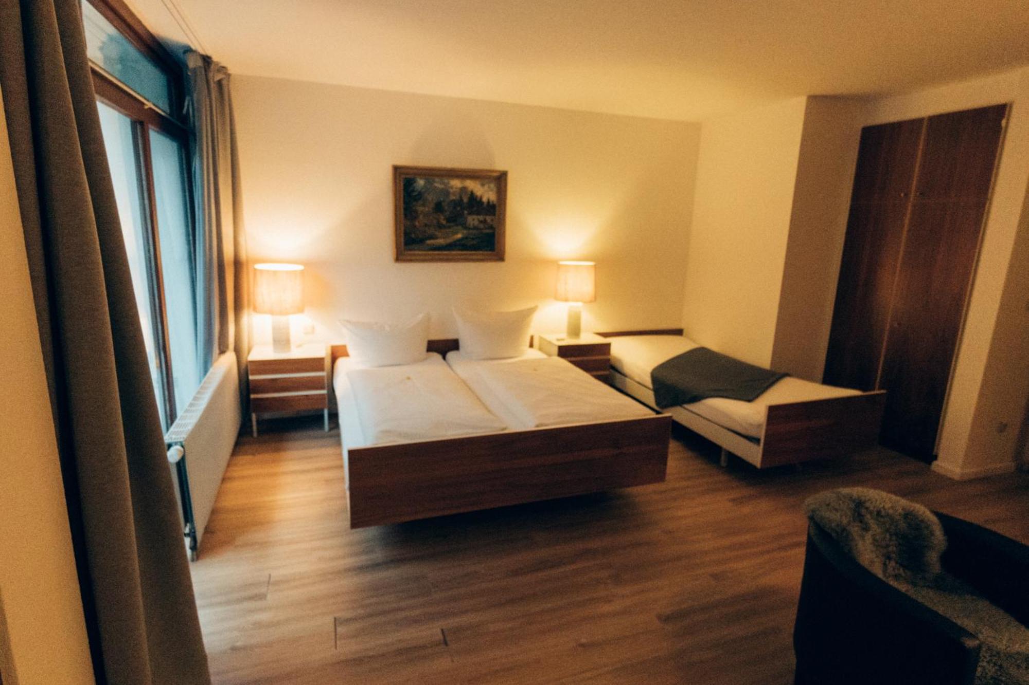 Gasthof Hotel Zur Post Egloffstein Exterior photo