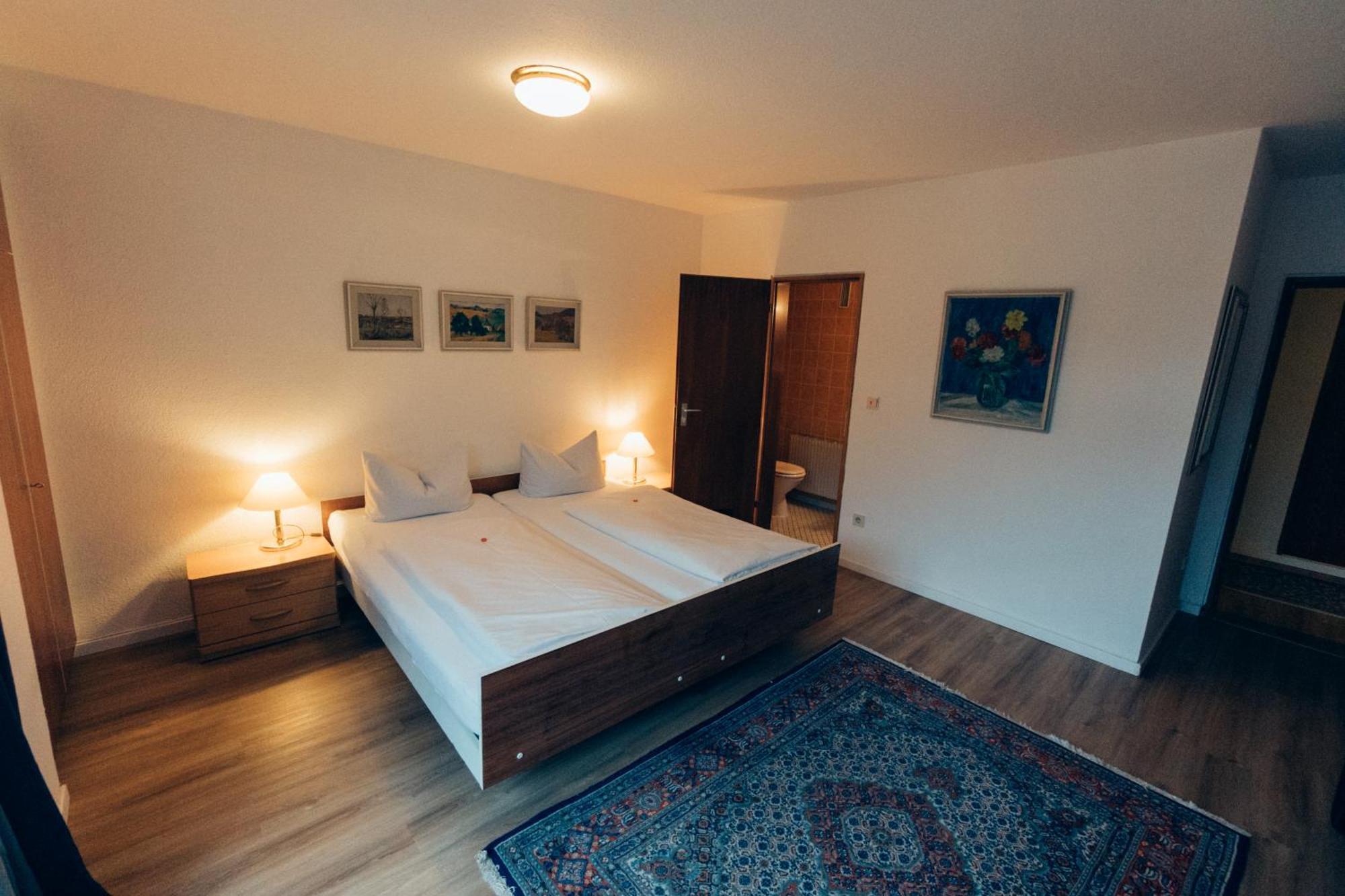 Gasthof Hotel Zur Post Egloffstein Exterior photo